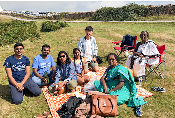 10カ国以上を訪問。現地に行かないとわからないことがある