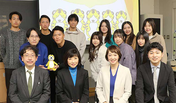 横浜みなとみらいホールの皆様と八塩ゼミ生